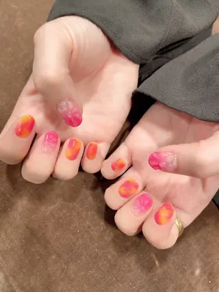 ネイル 安藤 沙妃のヘアスタイル