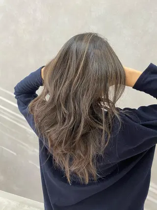 ロング 【髪質改善 艶髪】 布川 莉穂のヘアスタイル
