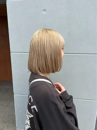 ミディアム カラー GRANDEUR やまだかなのヘアスタイル