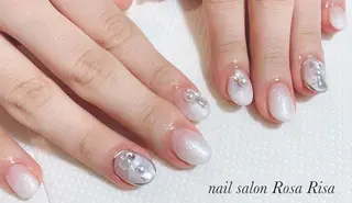 ミディアム ネイル ネイルスタジオ シェイクユアハンズのネイルデザイン