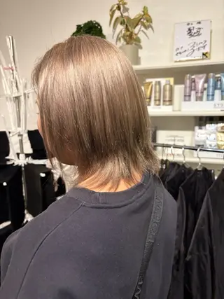 ミディアム ブリーチカラー はりんのヘアスタイル