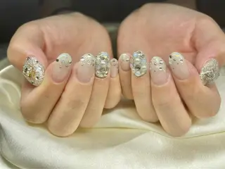 ネイル マツエク・マツパ アイブロウ Nail&eye Belire 新宿のネイルデザイン