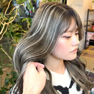 ロング 🌈ハイライト特化 🌈 🐶ノザワ🐶のヘアスタイル