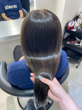 セミロング 上品ハイトーン×艶 カラー🤍／ふうか༊のヘアスタイル