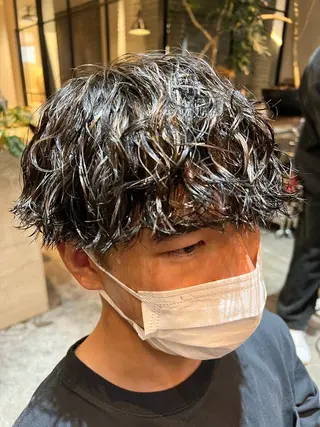 ショート パーマ メンズ 波巻きスパイラルパー マ/シャドウパーマ駿のヘアスタイル