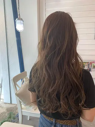 ロング カラー ヘアアレンジ VIM hairおもろまち店のヘアスタイル