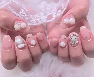 ネイル an 🍒🤍🫧のネイルデザイン
