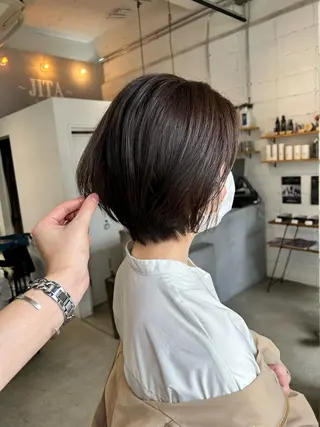 ショート 1回で綺麗になる 髪質改善 小山光のヘアスタイル