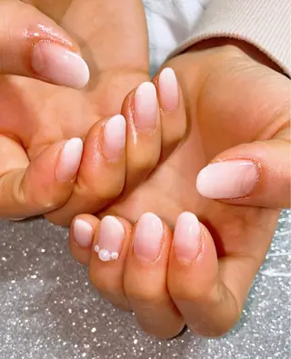 ネイル VIERU 🌈🎀💖のネイルデザイン