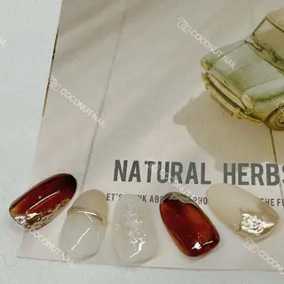 ネイル 神田 ココナッツのネイルデザイン