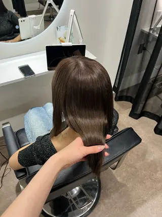 ショート カラー 本木下朋花/髪質 改善×ダブルカラーのヘアスタイル