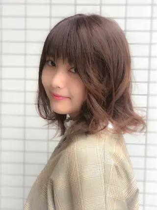 ミディアム カラー パーマ 美艶ボブ 石井一成のヘアスタイル