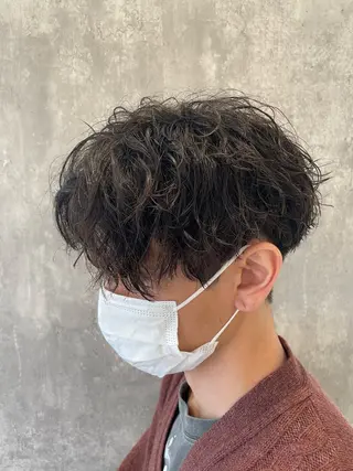 メンズ 白髪ぼかしデザイン ハイライト/宮本純登のヘアスタイル