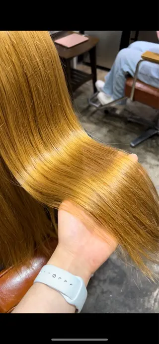 ロング ロングカット/ うる艶カラー/ユイのヘアスタイル