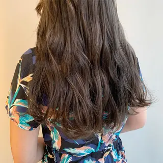 カラー 山口 莉奈のヘアスタイル