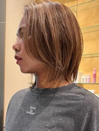 ショート ルナ｜縮毛矯正 ×デザインカラー🥝のヘアスタイル