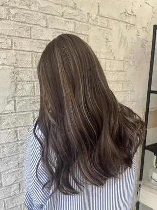 ロング カラー ハイライトカラー＆ ダブルカラー　田口のヘアスタイル