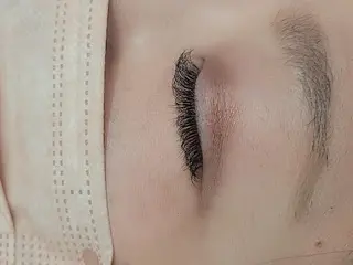 マツエク・マツパ shalm hair lounge所属・風間 莉緒のマツエク・マツパデザイン