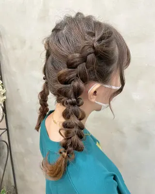 セミロング ヘアアレンジ 【ピンク/韓国ヘア/ ヘアセット】亜海のヘアスタイル