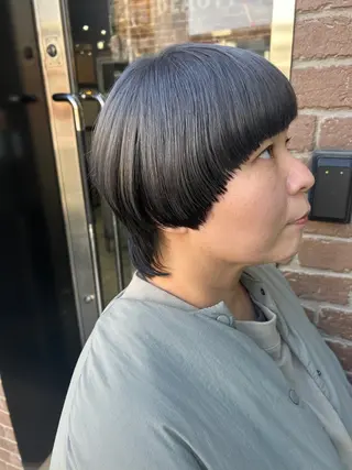 ショート カラー 久木原 ゆりのヘアスタイル