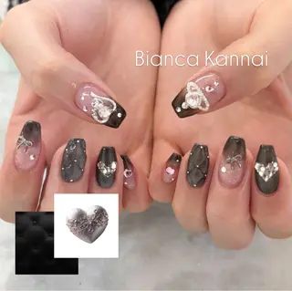 ネイル Bianca関内 USUI🐢のネイルデザイン