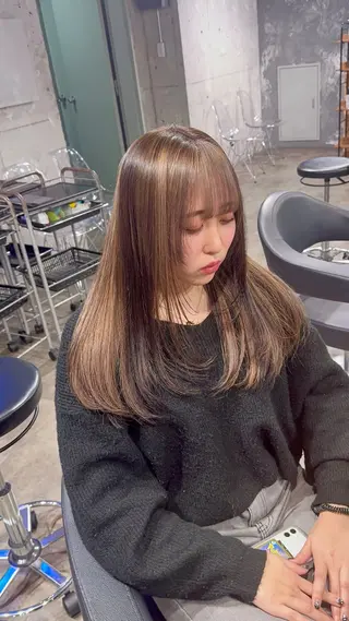 ロング カラー *モデル募集🤍横浜 透明感カラー🫧のヘアスタイル