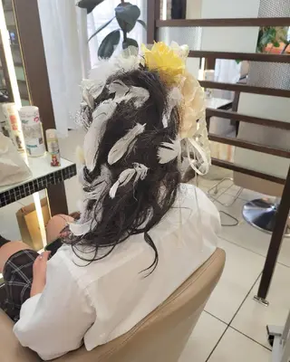 ヘアアレンジ 羽エクステ🩷 🤍まき🤍のマツエク・マツパデザイン