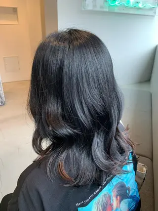 ミディアム 齋藤 みさきのヘアスタイル