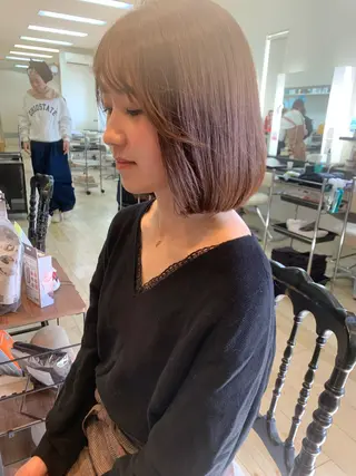 ショート カラー 荒島 由佳のヘアスタイル