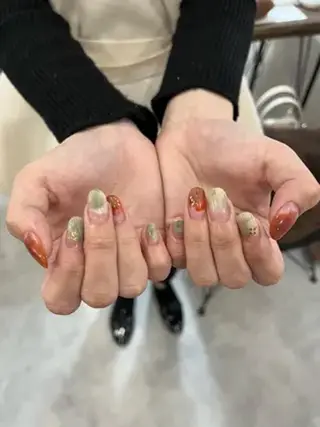ネイル II Mのネイルデザイン