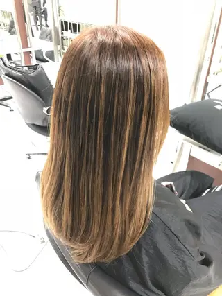 ミディアム カラー 大石 さやかのヘアスタイル