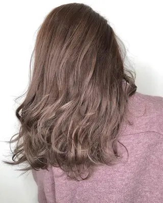 セミロング BRIDGE あきらのヘアスタイル