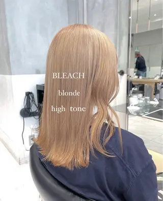 ミディアム り みのヘアスタイル