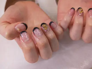 ネイル はばすみれ🎀ﾈｲﾙ 光ﾌｪｲｼｬﾙ ﾍｱのネイルデザイン