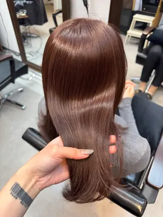 ミディアム カラー たぴ。ぱつっとボブ/ つや髪🍒髪質改善のヘアスタイル