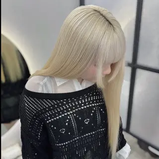 ロング カラー Ren. 🦋デザインカラーのヘアスタイル