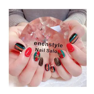 ショート ネイル 👑enen style👑のネイルデザイン