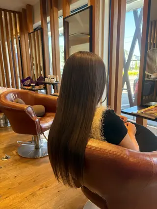 ロング カラー 山本 あやめ子のヘアスタイル