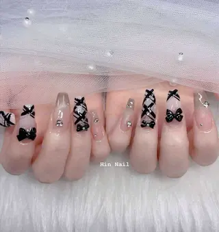 ネイル Hin Nailsのネイルデザイン