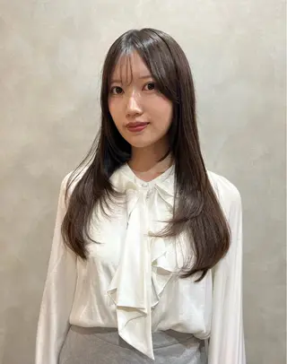 ロング 外国人風レイヤー パーマYukiのヘアスタイル