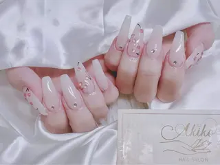 ネイル AKIKO ネイルサロンのネイルデザイン