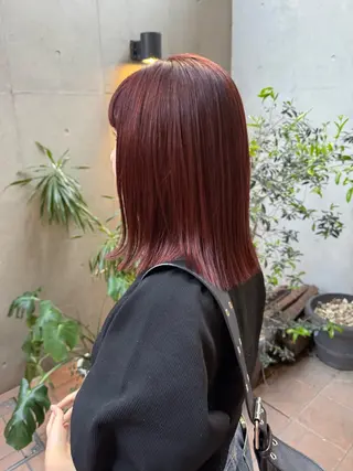 ミディアム カラー 大橋 芽衣のヘアスタイル