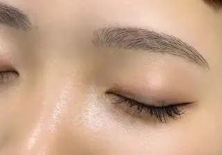 アイブロウ アイブロウサロン Eyepreme渋谷 【眉毛専門店】所属・森山 奈保子の眉毛・アイブロウイメージ
