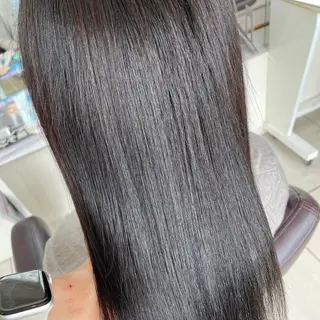 セミロング ショートショートボブ うるはのヘアスタイル