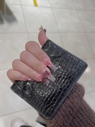 ネイル 🦋y y Nail 🤍のネイルデザイン