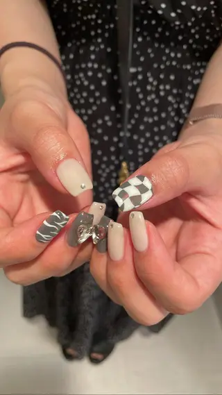 ネイル Ami 🦥のネイルデザイン
