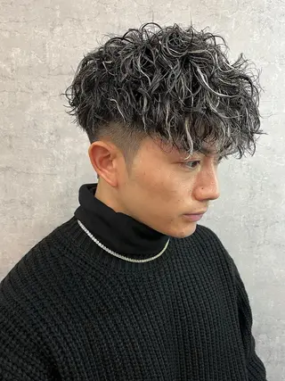 ショート カラー パーマ メンズ 佐竹 楓のヘアスタイル