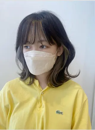 ミディアム カラー 小顔レイヤー/ ベージュ🤍Rieのヘアスタイル
