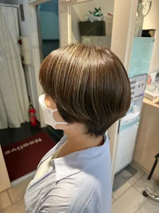 ショート カラー 縮毛矯正・透明感 カラー💙acoのヘアスタイル