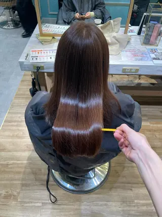 セミロング 縮毛矯正 髪質改善 韓国風レイヤー 吉田のヘアスタイル